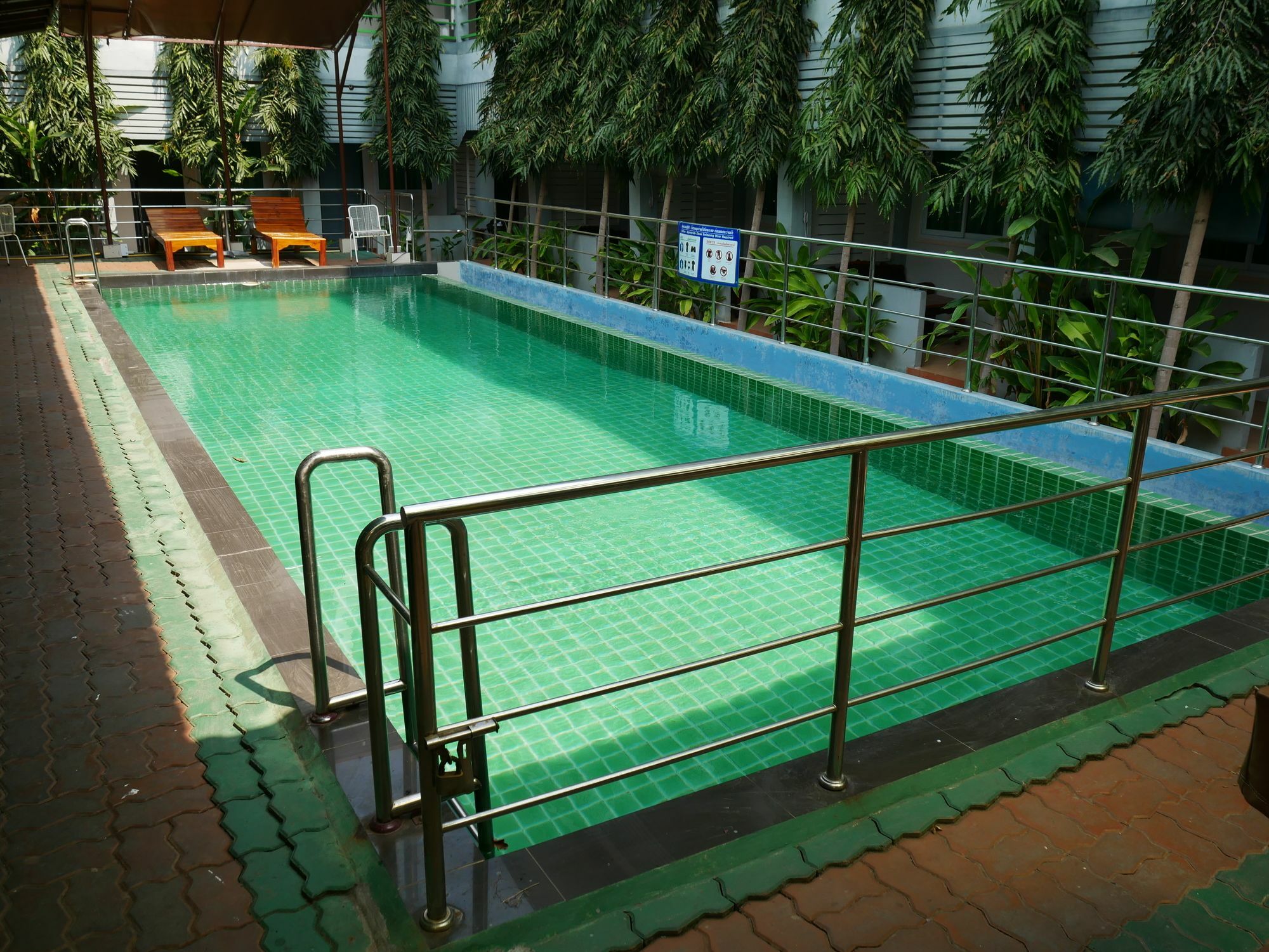 Siri Place Buriram Buitenkant foto